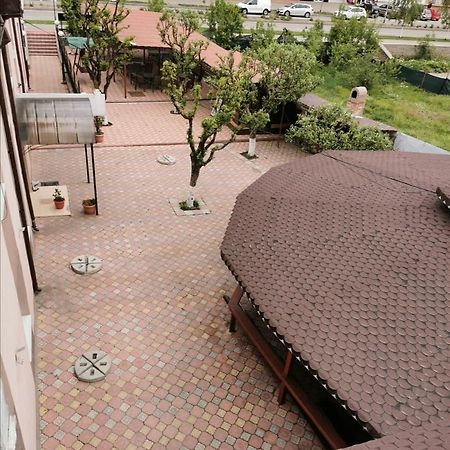 Aparthotel Habibi Pascani Zewnętrze zdjęcie